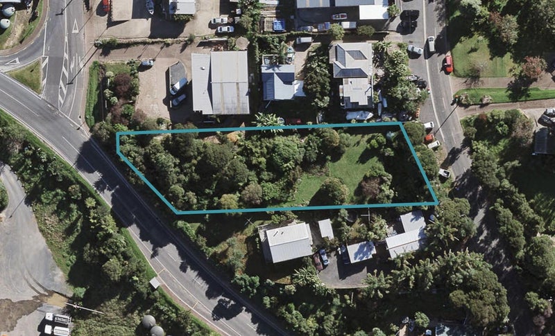 4A Erua Road, Ostend, Waiheke Island - Carousel 1
