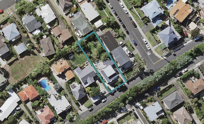 25 Harley Road, Takapuna, Auckland - Carousel 1
