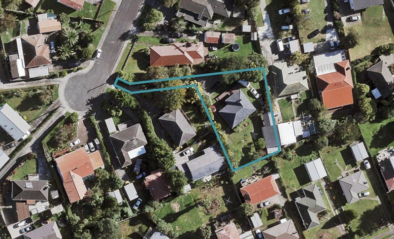 4 Albertson Place, Manurewa, Auckland - Carousel 1