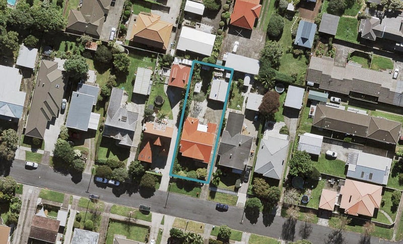 38 Boyd Avenue, Royal Oak, Auckland - Carousel 1