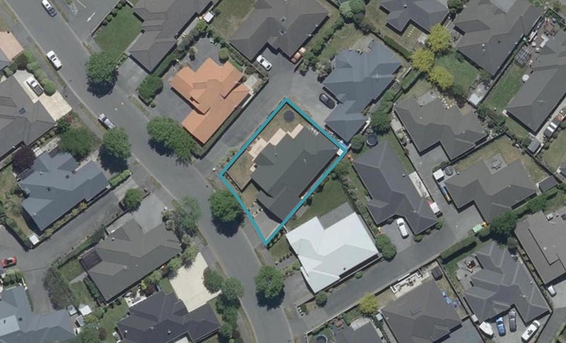 15 Pohutukawa Crescent, Parklands, Christchurch - Carousel 1
