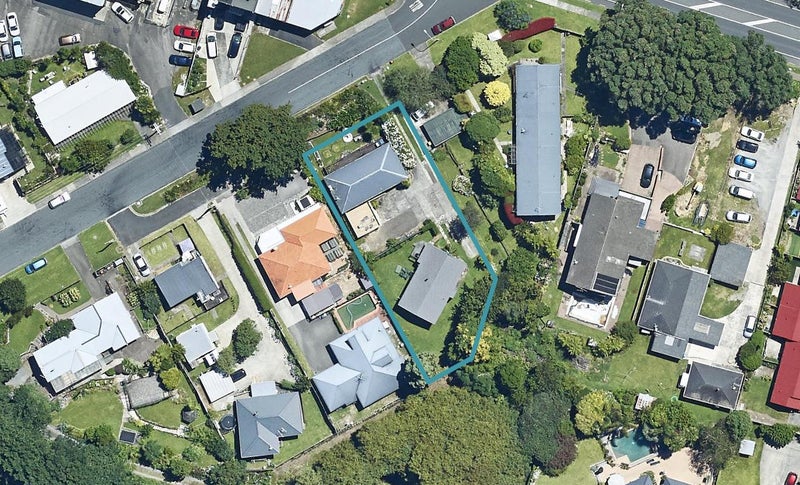 6A Paine Street, Judea, Tauranga - Carousel 1