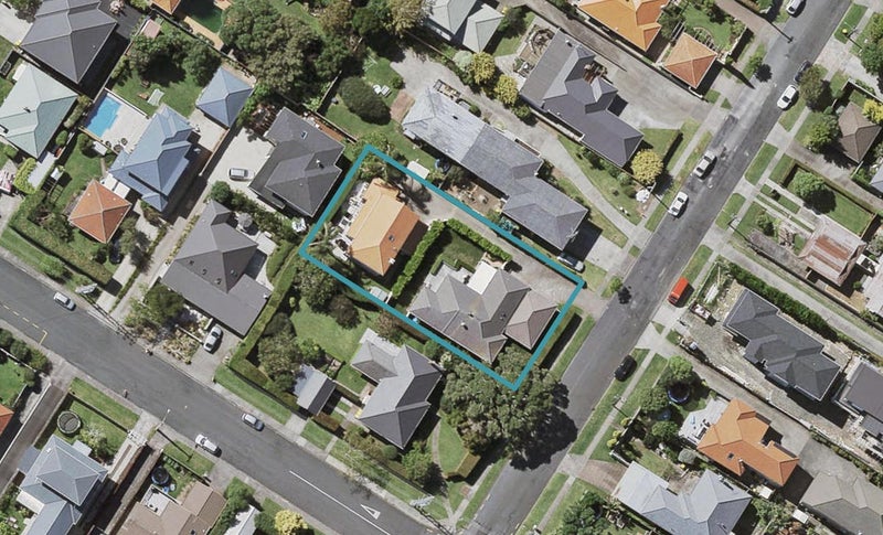 2/43 Jutland Road, Hauraki, Auckland - Carousel 1