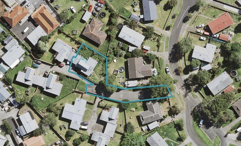 11 Afton Place, Ranui, Auckland - Carousel 1