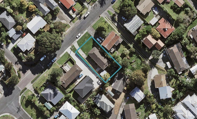 1/47 Hogans Road, Glenfield, Auckland - Carousel 1