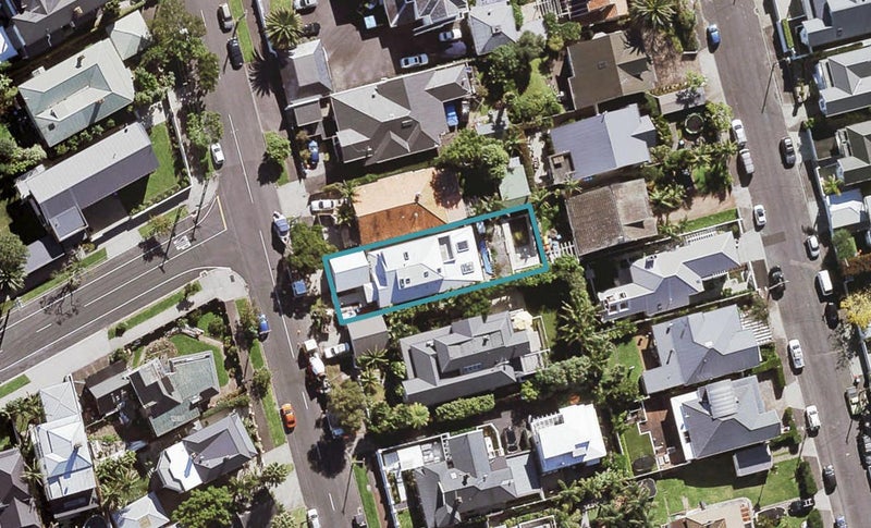 39 Wallace Street, Herne Bay, Auckland - Carousel 1