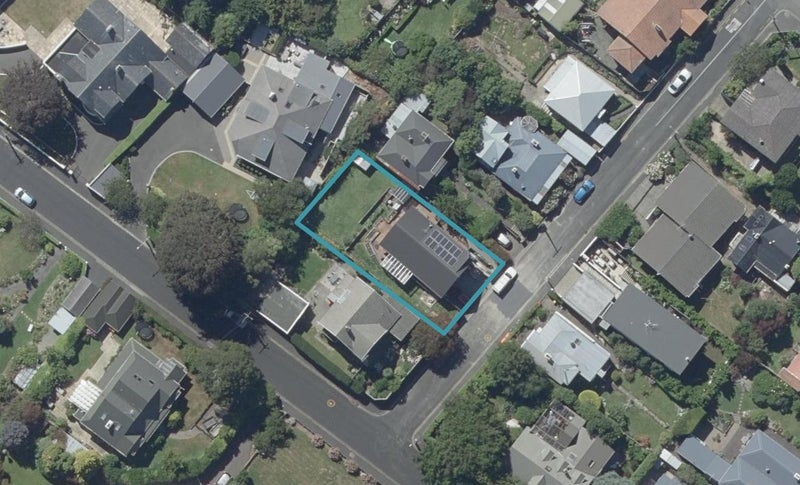 7 Brent Street, Maori Hill, Dunedin - Carousel 1
