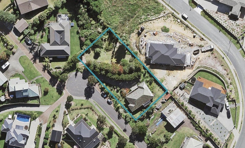 7 Eastvale Close, Greenhithe, Auckland - Carousel 1