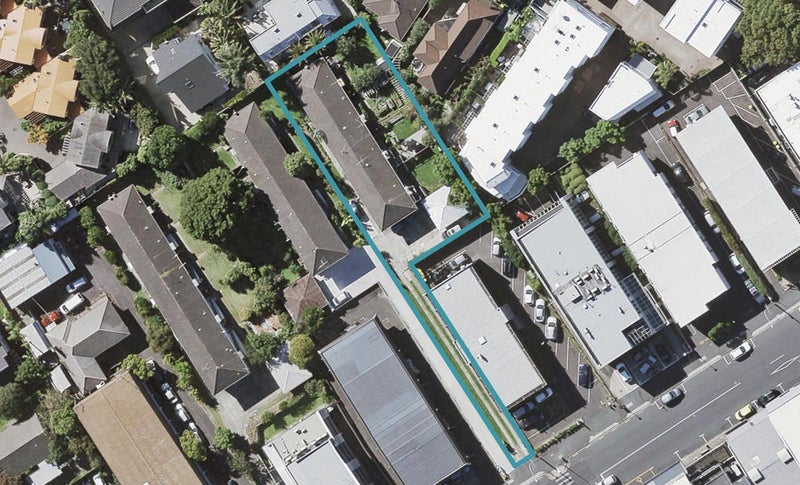 3/13 Anzac Street, Takapuna, Auckland - Carousel 1