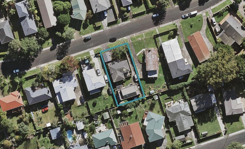 2/26 Stanaway Street, Hillcrest, Auckland - Carousel 1