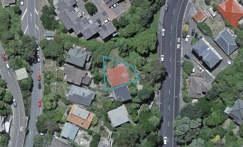 160 Glenmore Street, Northland, Wellington - Carousel 1