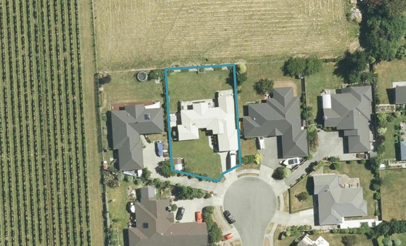 26 Clearwater Place, Mayfield, Blenheim - Carousel 1