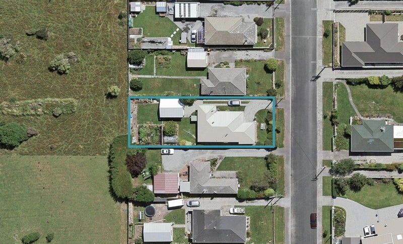 34 Palmer Street, Grasmere, Invercargill - Carousel 1