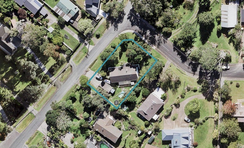 1 Pohutukawa Road, Whenuapai, Auckland - Carousel 1