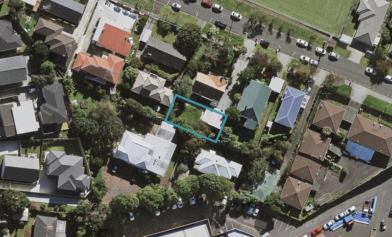 54B Greenpark Road, Penrose, Auckland - Carousel 1
