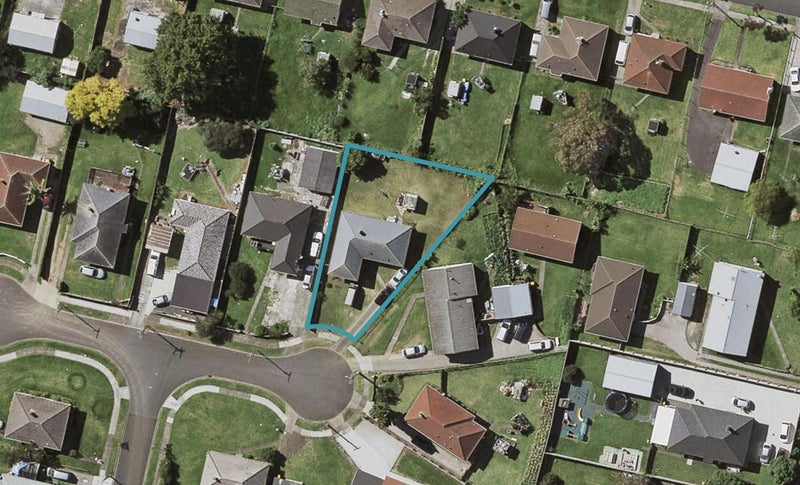 11 Matamata Place, Otara, Auckland - Carousel 1