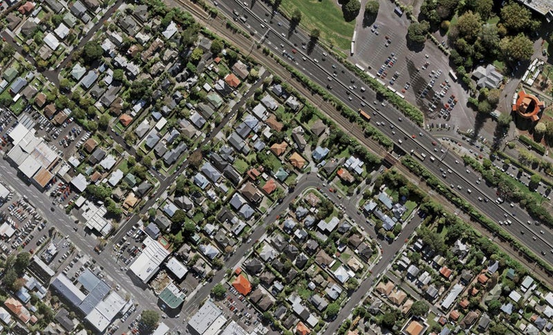 16C Woodbine Avenue, Greenlane, Auckland - Carousel 1