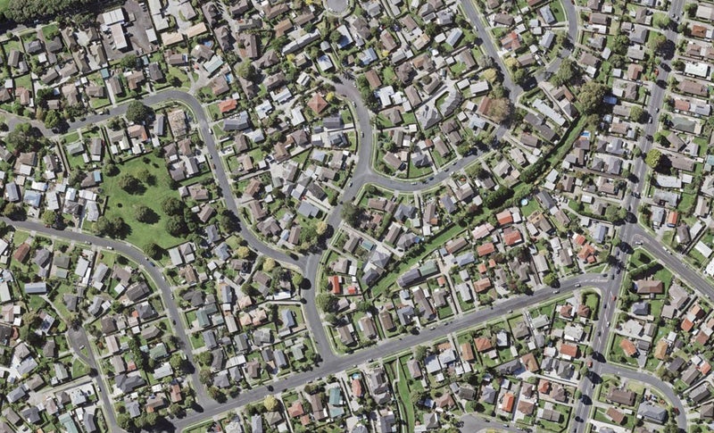 15 Fiesta Drive, Half Moon Bay, Auckland - Carousel 1