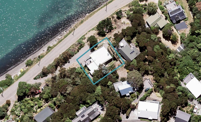 187 Beach Road, Akaroa, Akaroa - Carousel 1