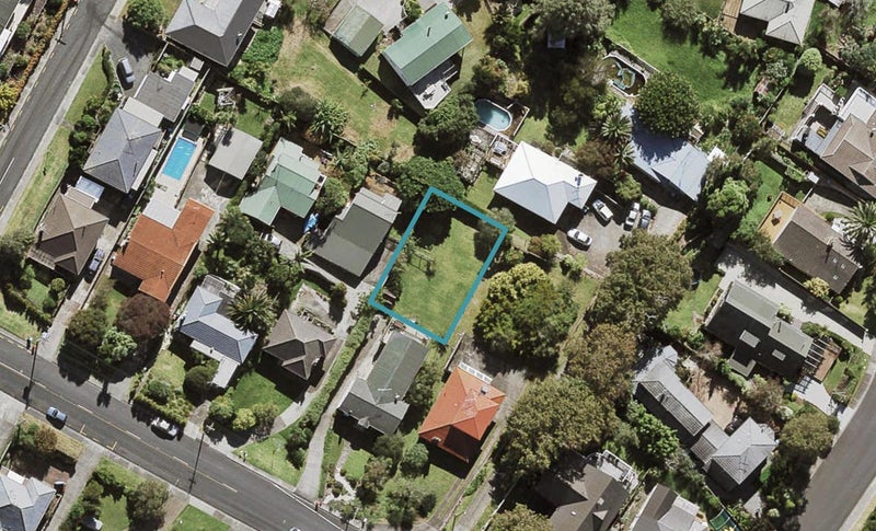 90A Carlton Street, Hillsborough, Auckland - Carousel 1