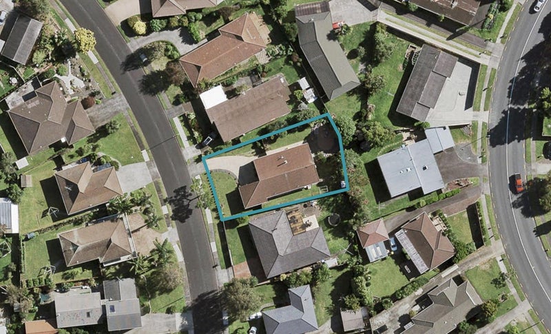 21 Lakeside Drive, Pahurehure, Papakura - Carousel 1
