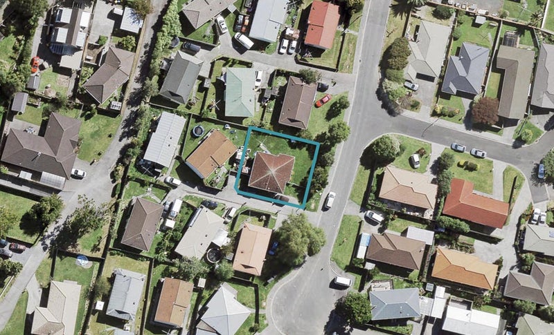 15 Selak Place, Glen Eden, Auckland - Carousel 1