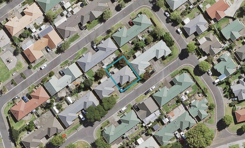 16 Kilmarnock Avenue, Ranui, Auckland - Carousel 1