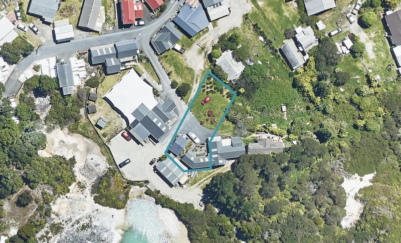 24 Tukiterangi Street, Whakarewarewa, Rotorua - Carousel 1