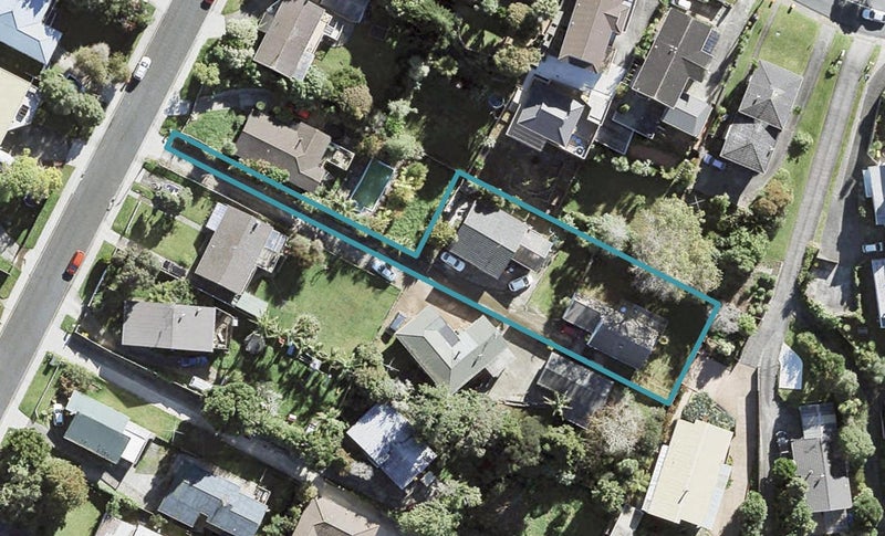 2/6 Dunraven Place, Torbay, Auckland - Carousel 1