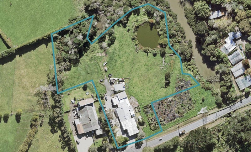 14 Brigham Creek Road, Whenuapai, Auckland - Carousel 1