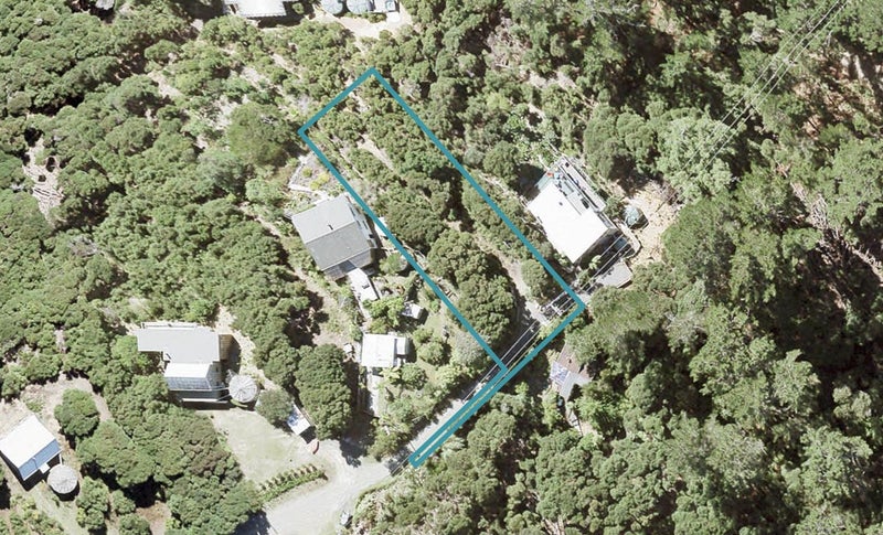 11 Lavinia Place, Kawau Island - Carousel 1