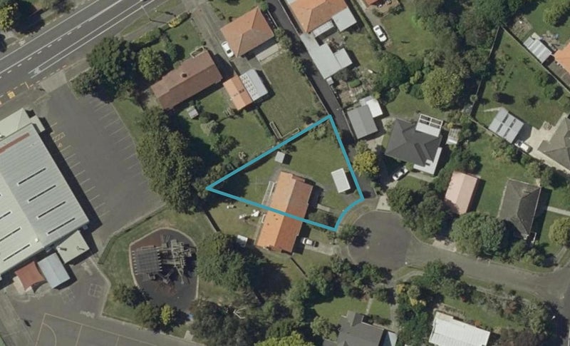 6 Hammond Place, West End, Palmerston North - Carousel 1