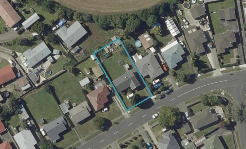 9 Pembroke Street, Highbury, Palmerston North - Carousel 1