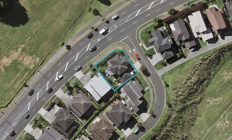 1 Magma Crescent, Stonefields, Auckland - Carousel 1
