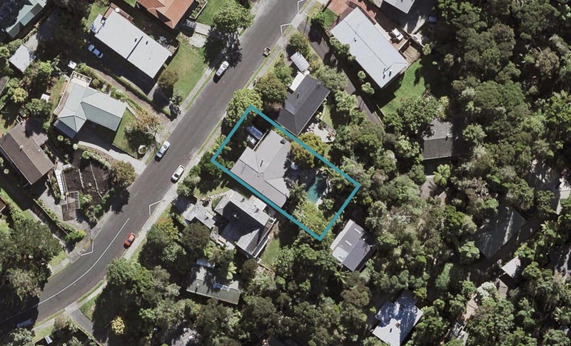 62 Park Hill Road, Birkenhead, Auckland - Carousel 1