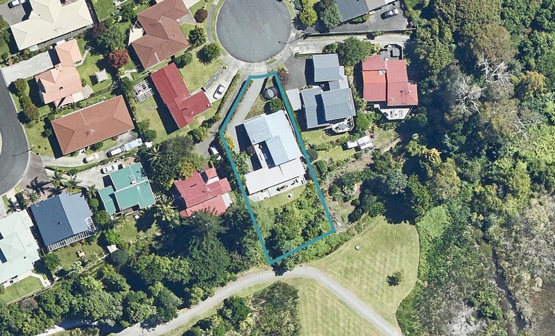 11 Elmes Place, Matua, Tauranga - Carousel 1