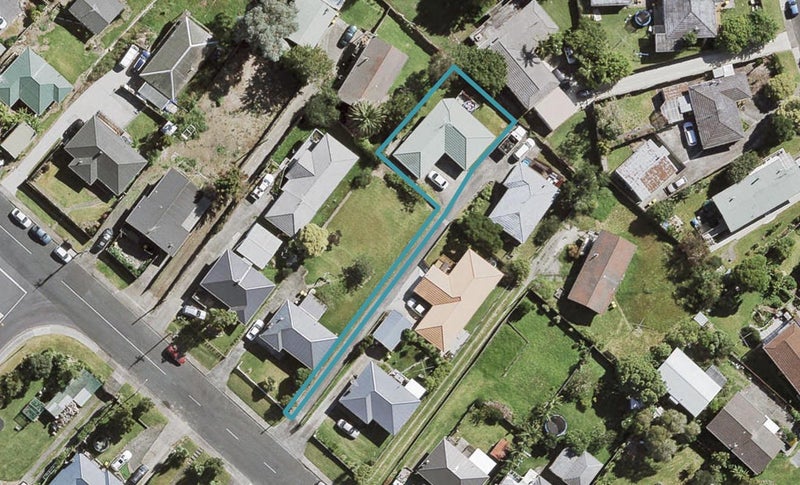 68A Awaroa Road, Sunnyvale, Auckland - Carousel 1