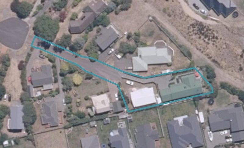 2/5 Marlow Grove, Wharewaka, Taupo - Carousel 1