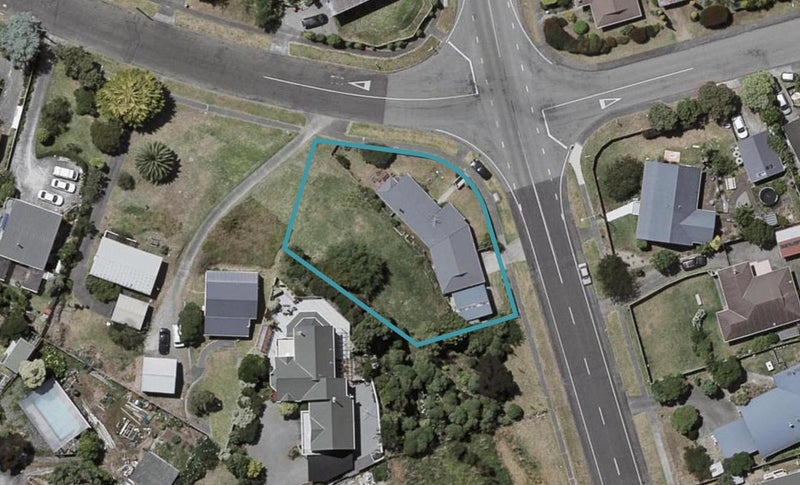 27 Weggery Drive, Waikanae Beach, Waikanae - Carousel 1