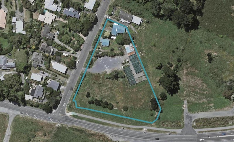 10 Leinster Avenue, Raumati South, Paraparaumu - Carousel 1
