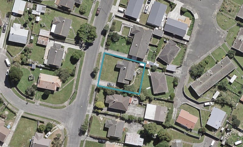 14 Poole Street, Taita, Lower Hutt - Carousel 1
