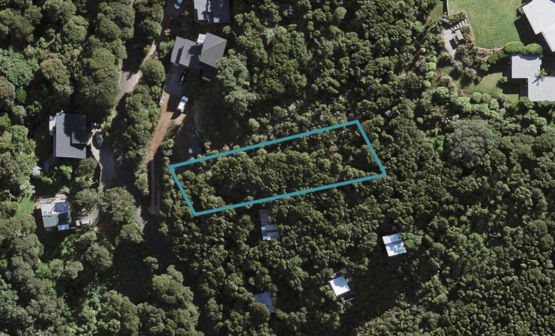 23 Okoka Road, Ōmiha, Waiheke Island - Carousel 1