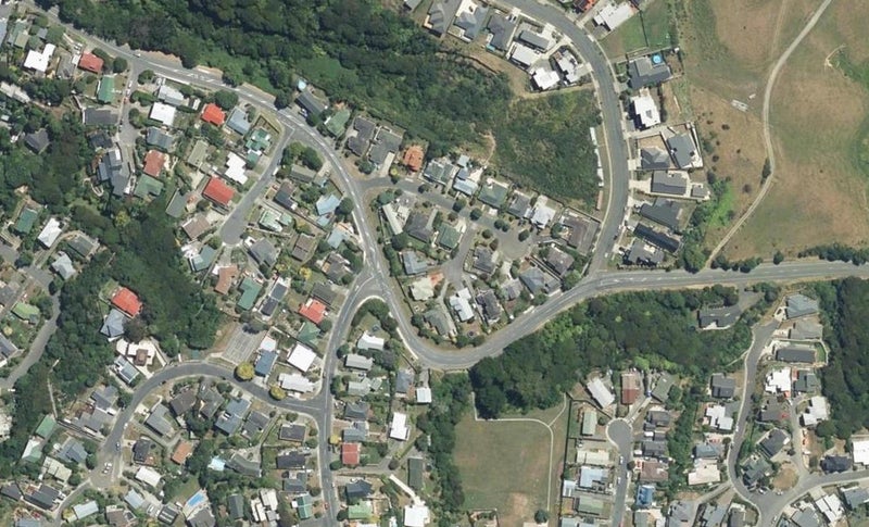 17 Westridge, Camborne, Porirua - Carousel 1