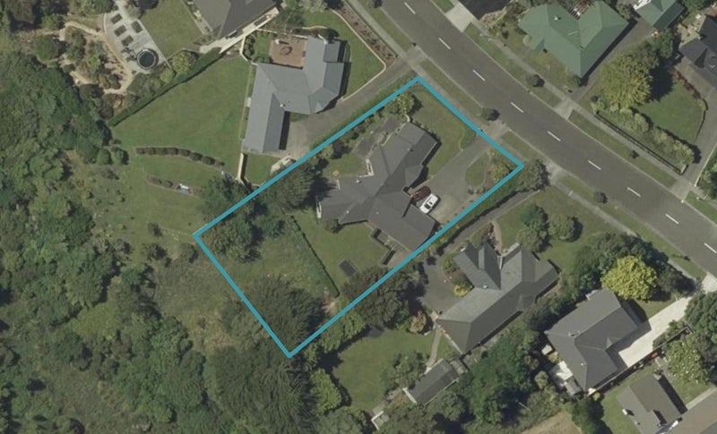 27 Cashmere Drive, Fitzherbert, Palmerston North - Carousel 1