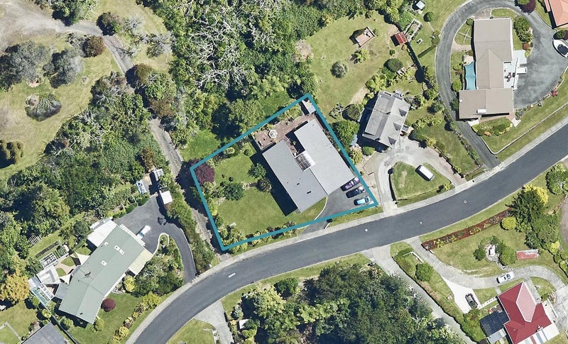 26 Russell Crescent, Western Heights, Rotorua - Carousel 1