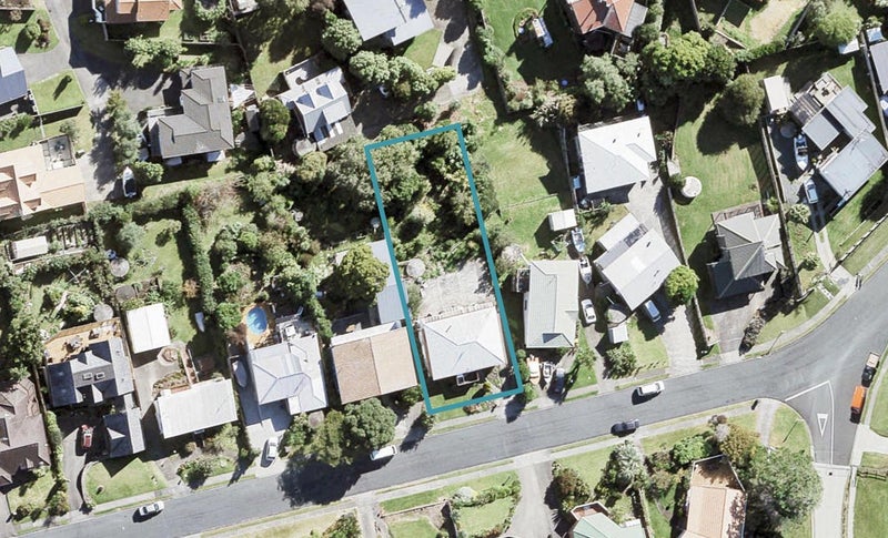 8 Kathy Terrace, Stanmore Bay, Whangaparaoa - Carousel 1