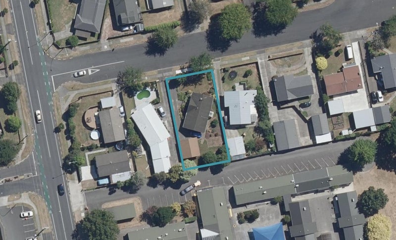 85 Pohutukawa Drive, Pukete, Hamilton - Carousel 1