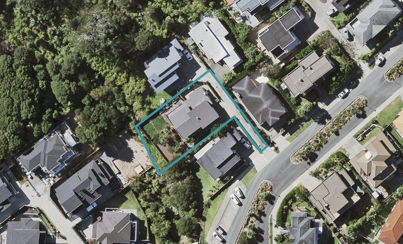 23 Zara Court, Windsor Park, Auckland - Carousel 1