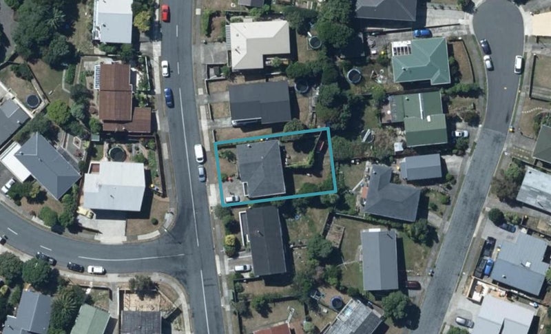 2 Eskdale Road, Papakowhai, Porirua - Carousel 1
