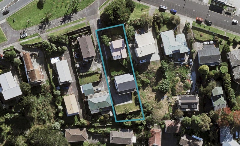 1/13 Target Road, Tōtara Vale, Auckland - Carousel 1
